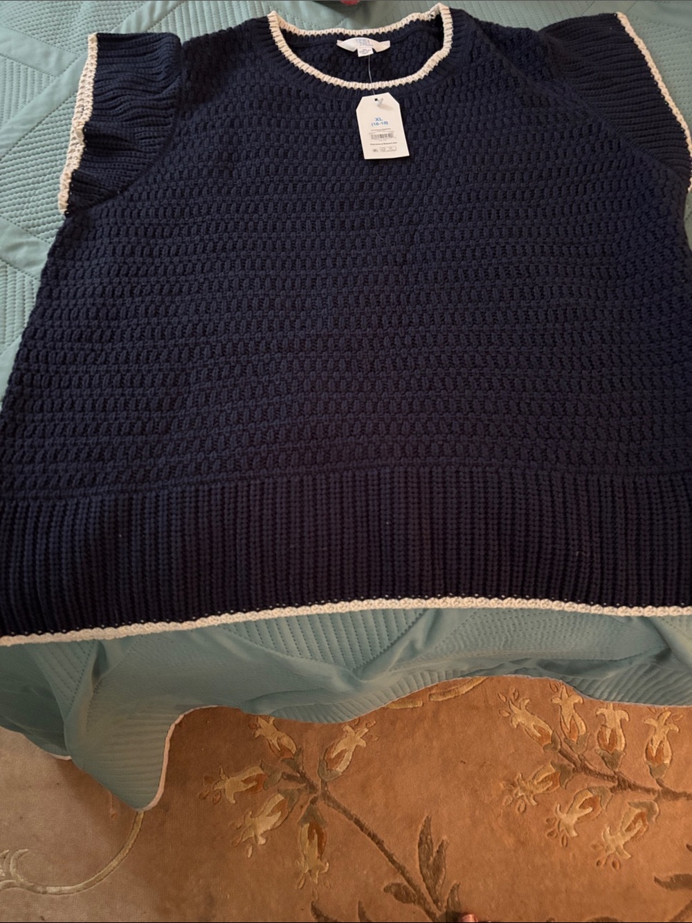 Time and Tru Navy Short-Sleeve Knit Sweater with Cream Trim